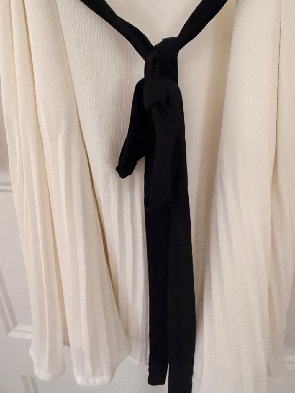 BB Dakota Cream Long-Sleeve Pleated Dress with Black Waist Tie - Picture 2 of 4
